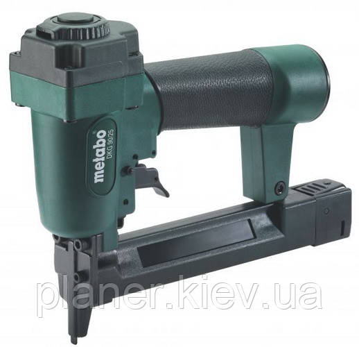 Пневматичний скобозабивний пістолет Metabo DKG 90/25 (601565500)