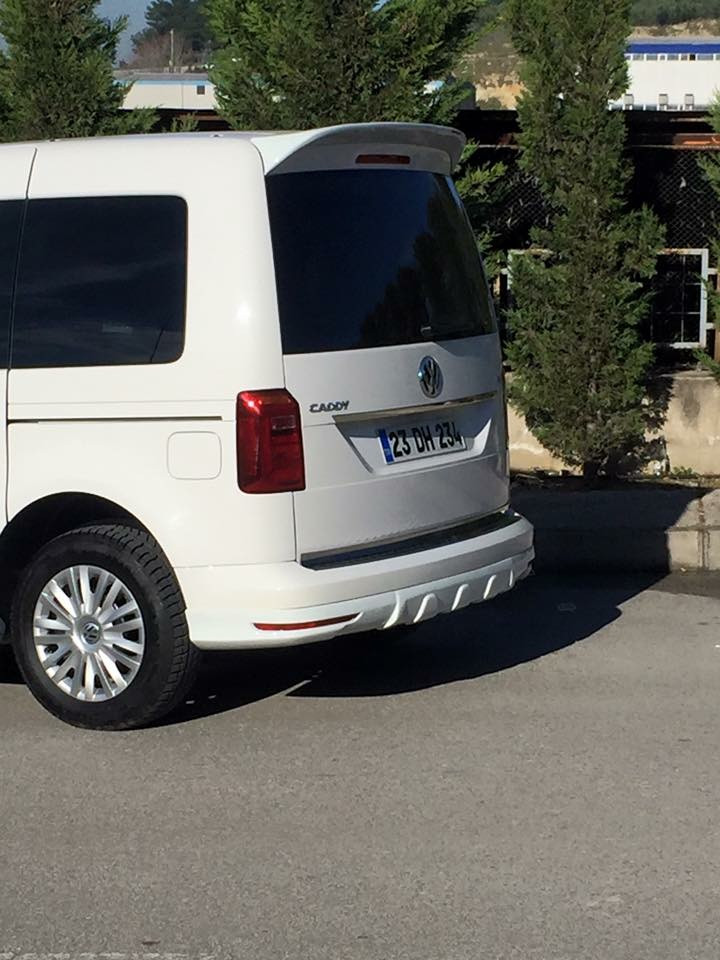 Накладка на задний бампер (под покраску) для Volkswagen Caddy 2015-2020 гг - фото 3 - id-p504442703