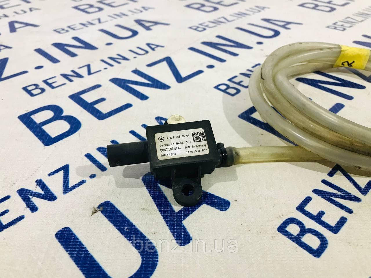 Датчик удару передній Mercedes W212, S212 A2129056501
