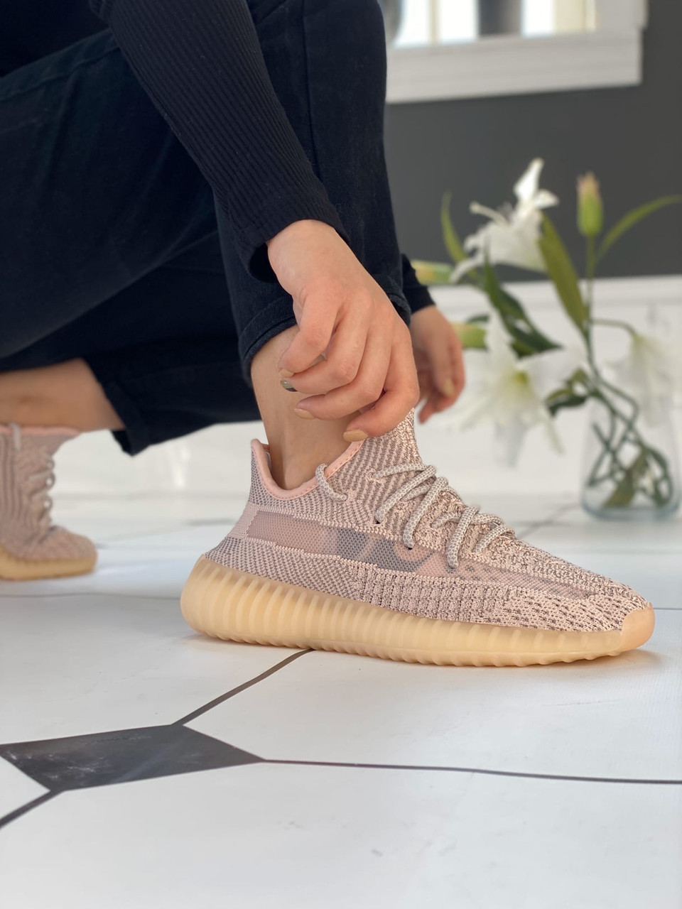 Кросівки Adidas Yeezy Boost 350 V2 Black Reflective