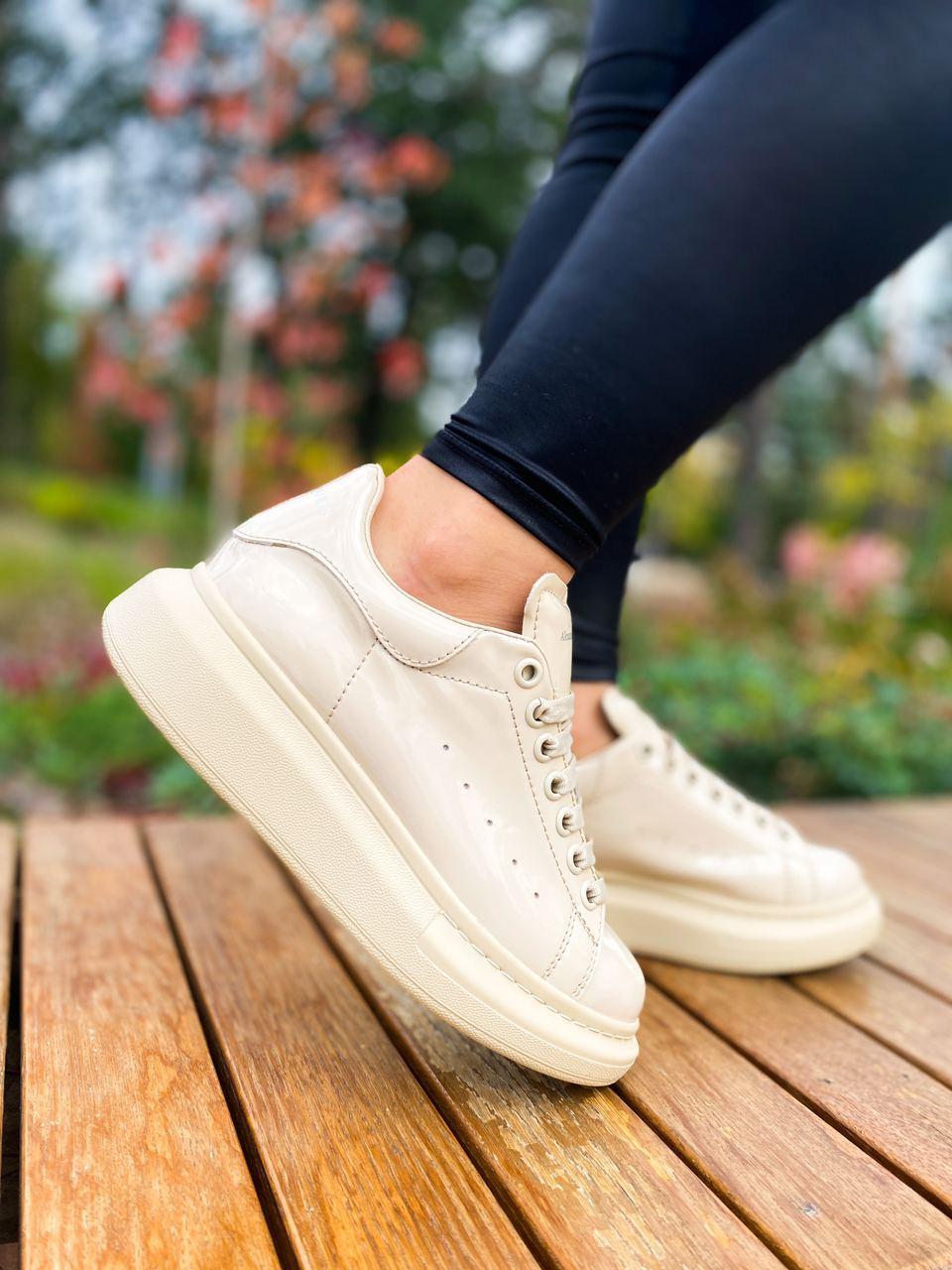 Кросівки Alexander McQueen Light Beige Patent
