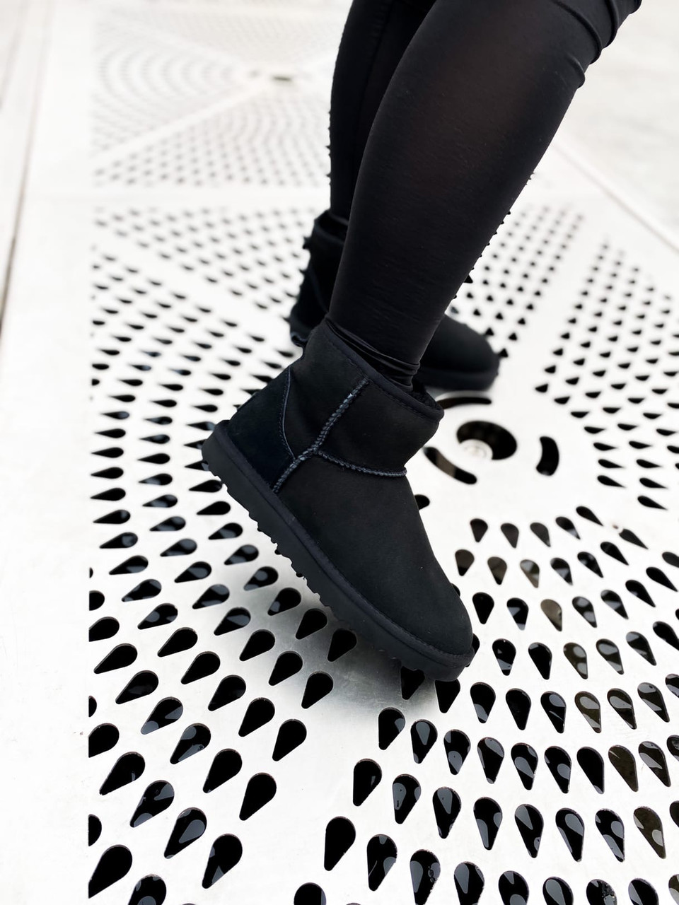 UGG Classic Mini Black