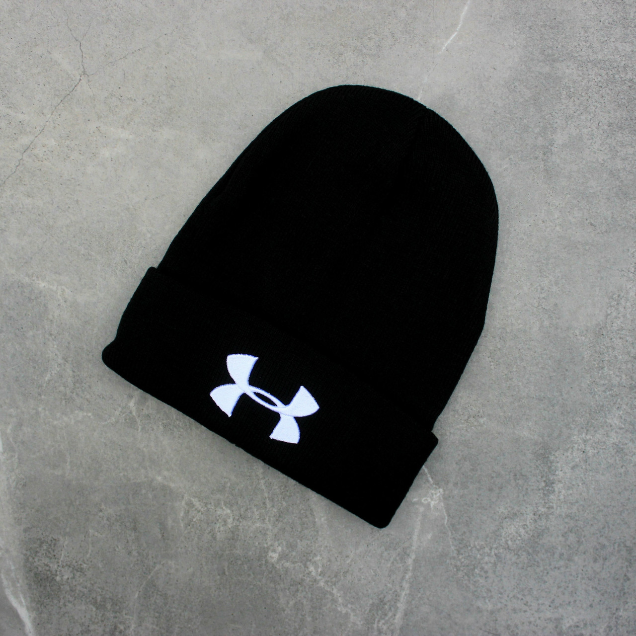 Шапка "UNDER ARMOUR "