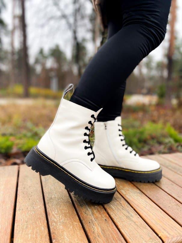 Dr.Martens Jadon "White/Black Premium(FUR)
