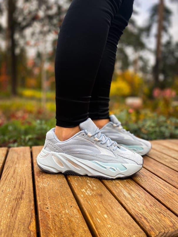 Adidas Yeezy 700 V2 "Hospital Blue"