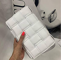 Сумка шкіряна італійська в білому кольорі Віра Пелле жіноча сумка з натуральної шкіри кроссбоди
