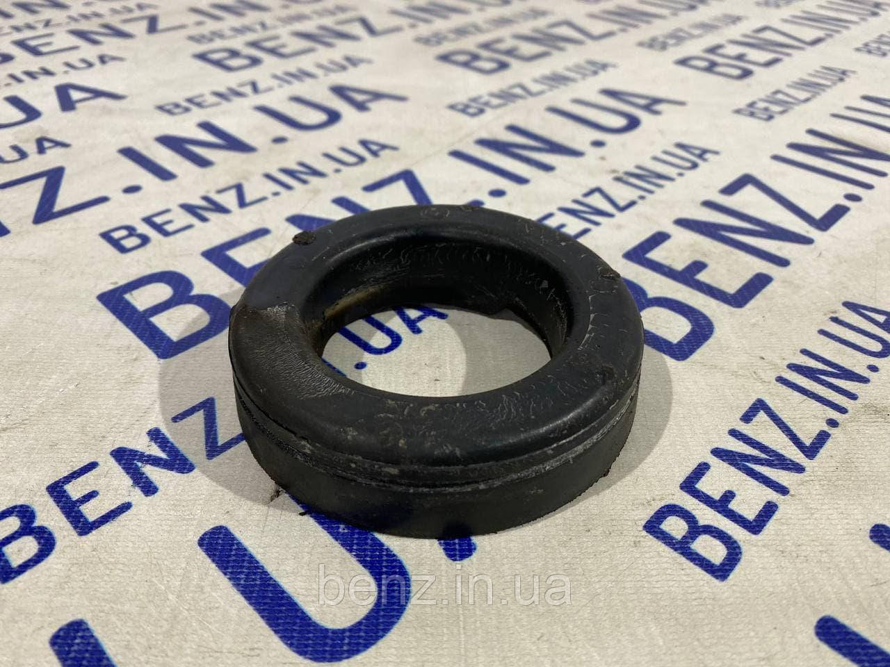 Проставка задньої пружини Mercedes W204, C207, W212 A2103250284
