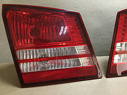 В наявності ліхтар внутрішній кришки багажника Dodge Journey SE Додж Джорні 11- Fiat Freemont ліва лампа 04806369AA