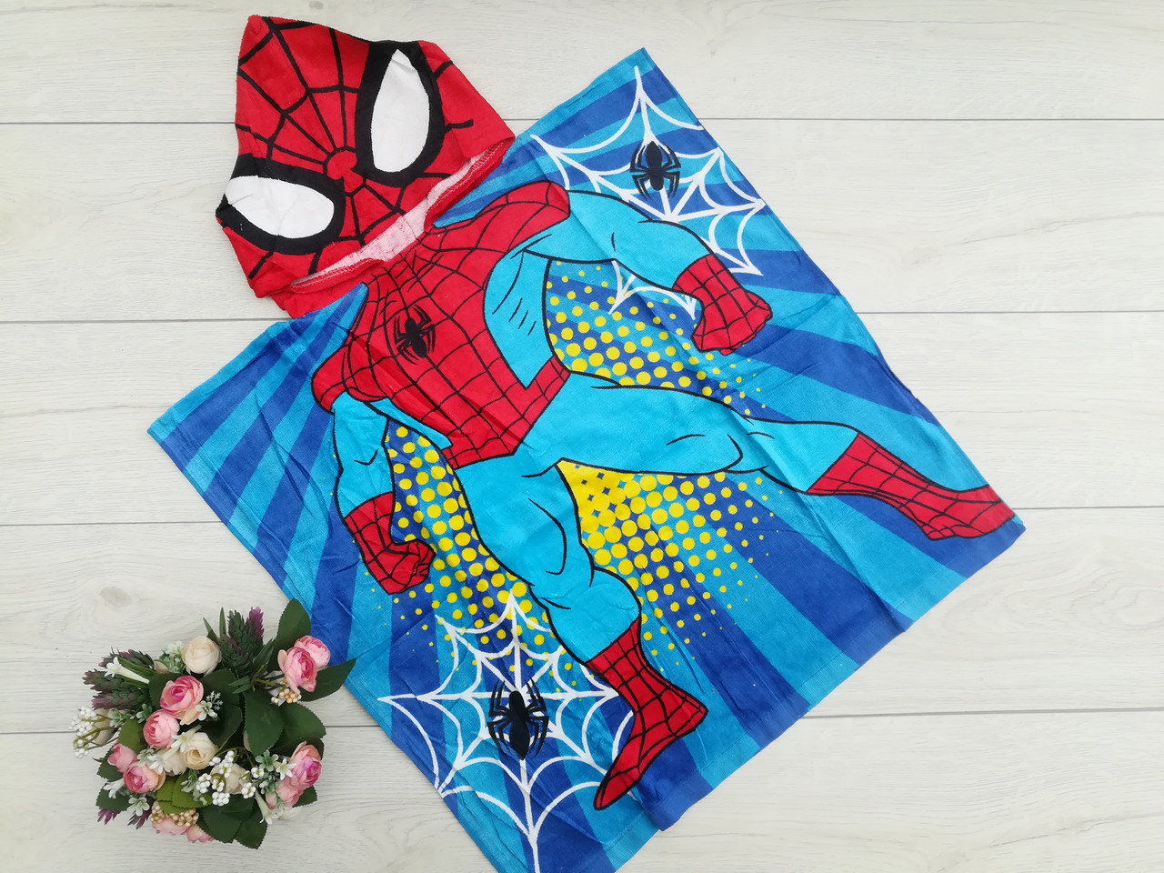 Дитячий пляжний рушник-пончо з капюшоном 60*60 см "Спайдермен", фото 1