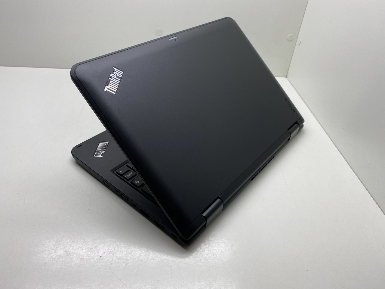 Ноутбук Lenovo ThinkPad 11E