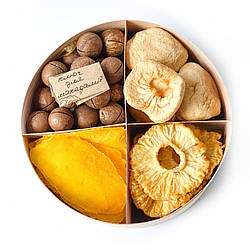 Подарунковий набір з сухофруктами без цукру та горіхами в круглому боксі