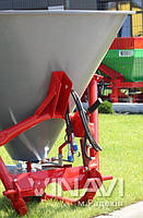 Розкидач добрив на трактор навісний Jar-Met 500 л, пластикова лійка Польща, фото 3
