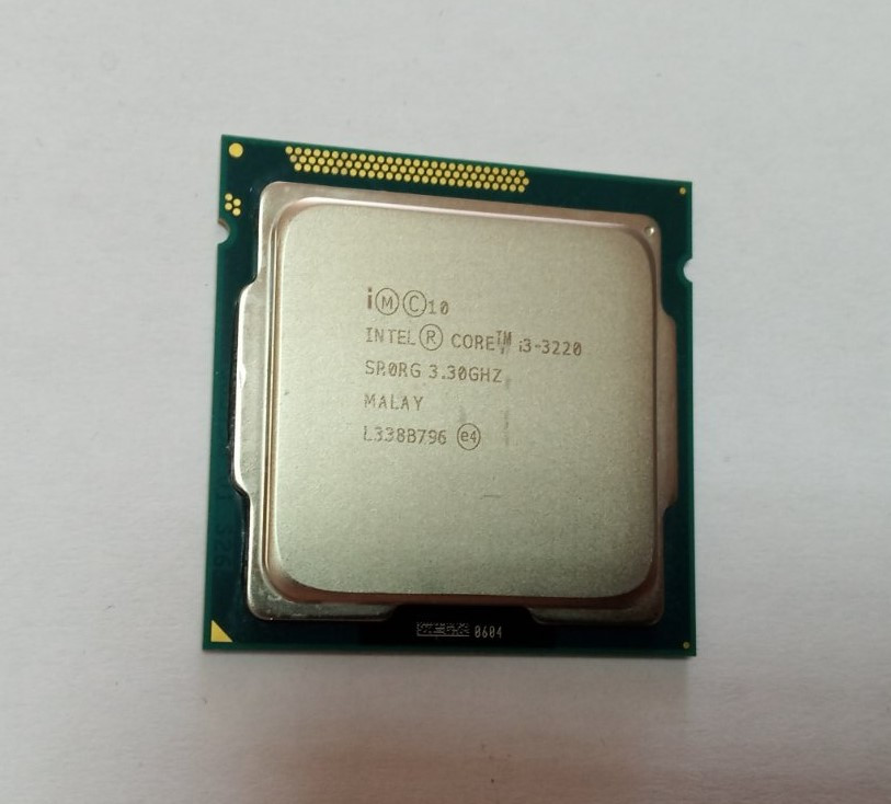 Процесор Intel Core i3-3220 3,30 GHz / 3Mb Кеш / 5 GT / s / HD Graphics 2500 / s1155