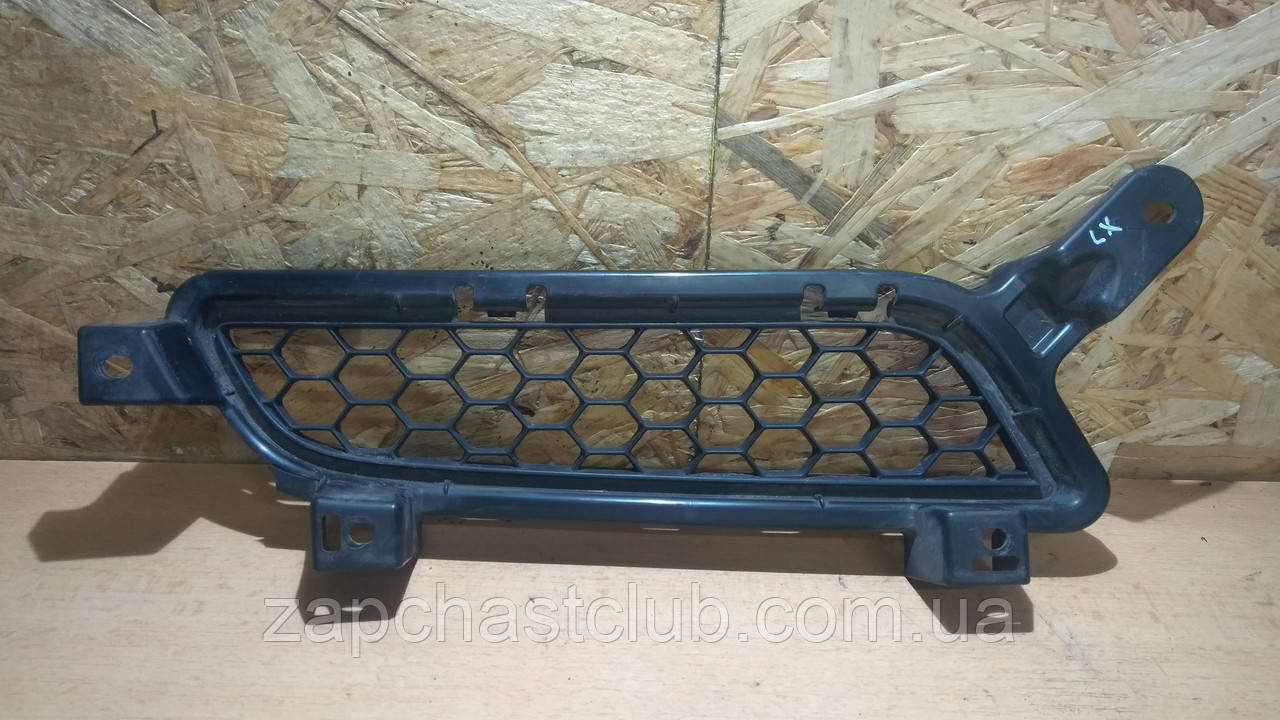 Решітка радіатора ліва рестайлінг 7450A305 999582 Lancer X Mitsubishi, фото 1