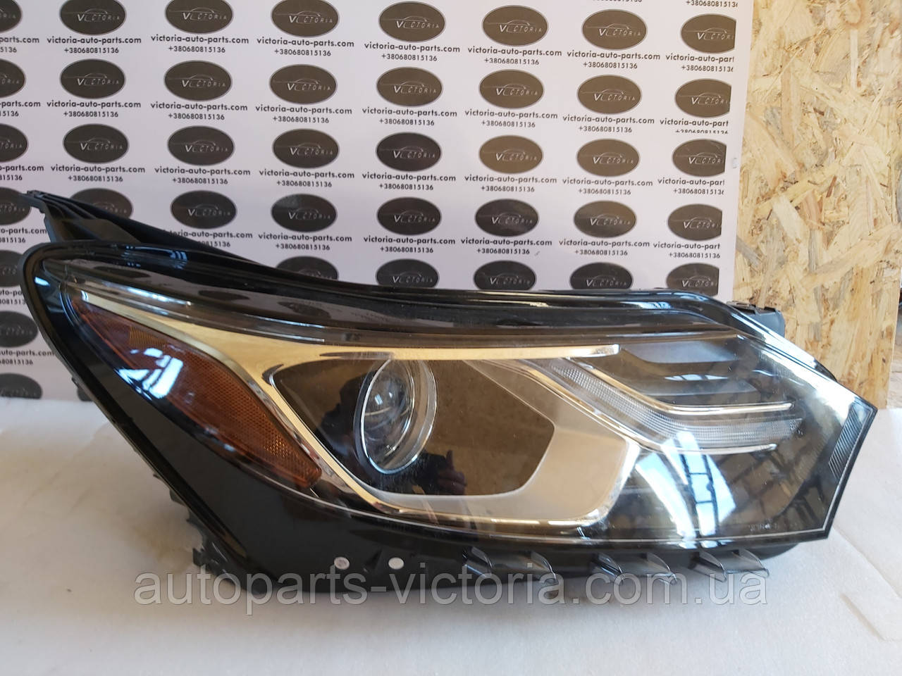 Фара права галоген Chevrolet Equinox 18+ R Halogen США Б/У