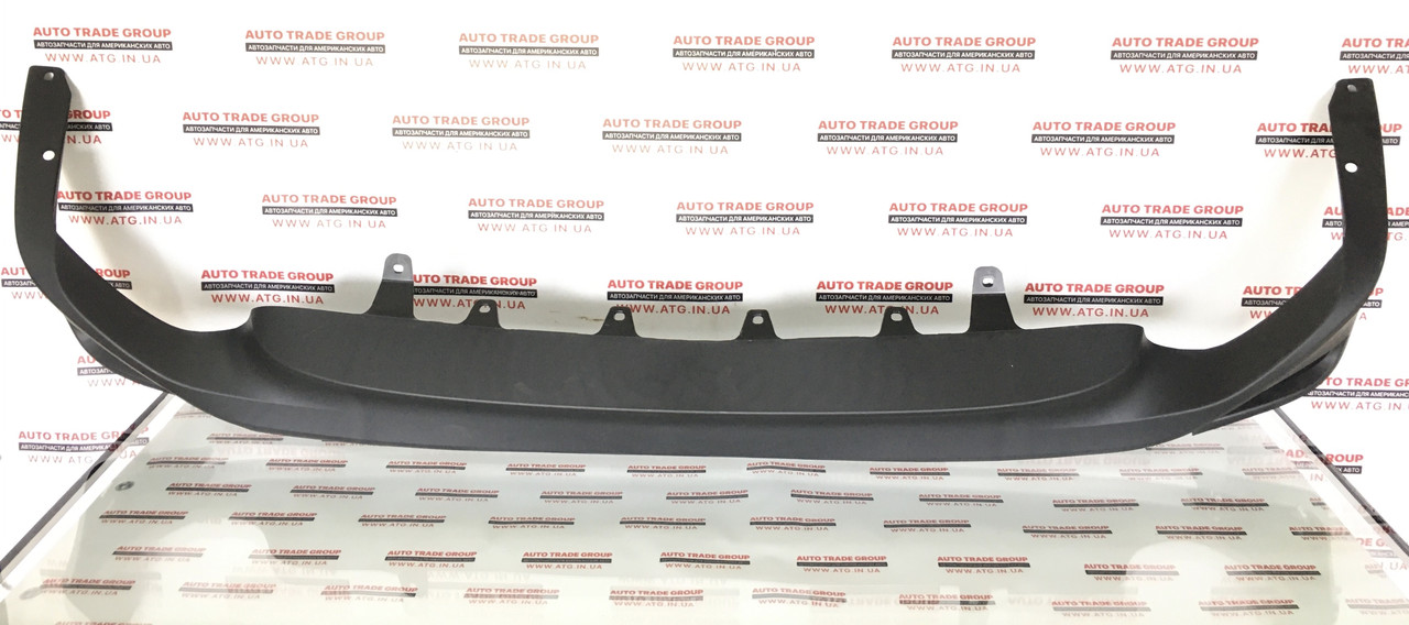 Губа заднього бампера LE\XLE Toyota Camry V70 2018-2020 новий неоригінал 52169-06150