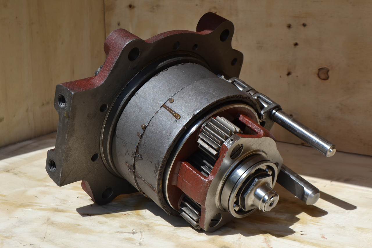 Кришка ВОМ МТЗ-80 у зборі 85-4202020-А (Новий) (Аналог) (8шліців), фото 1