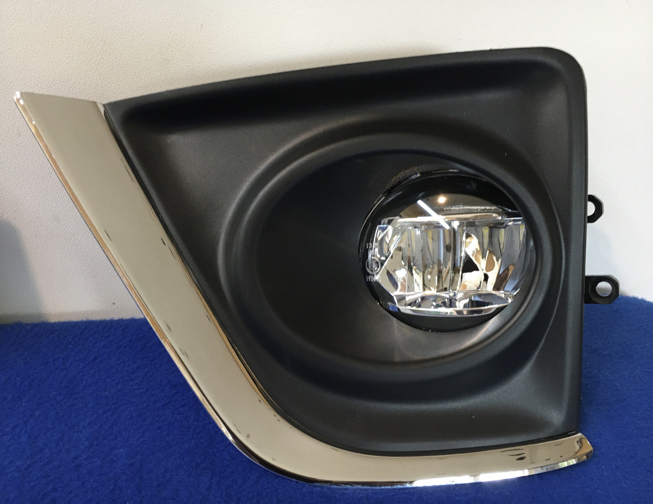 LED протитуманні фари Toyota Corolla 2013 - 2016