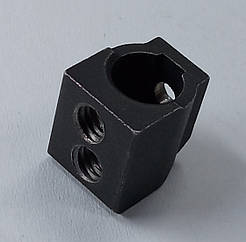 Голкотримач на оверлок Toyota