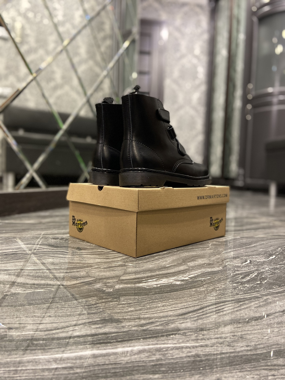 Coralia venice deals dr martens