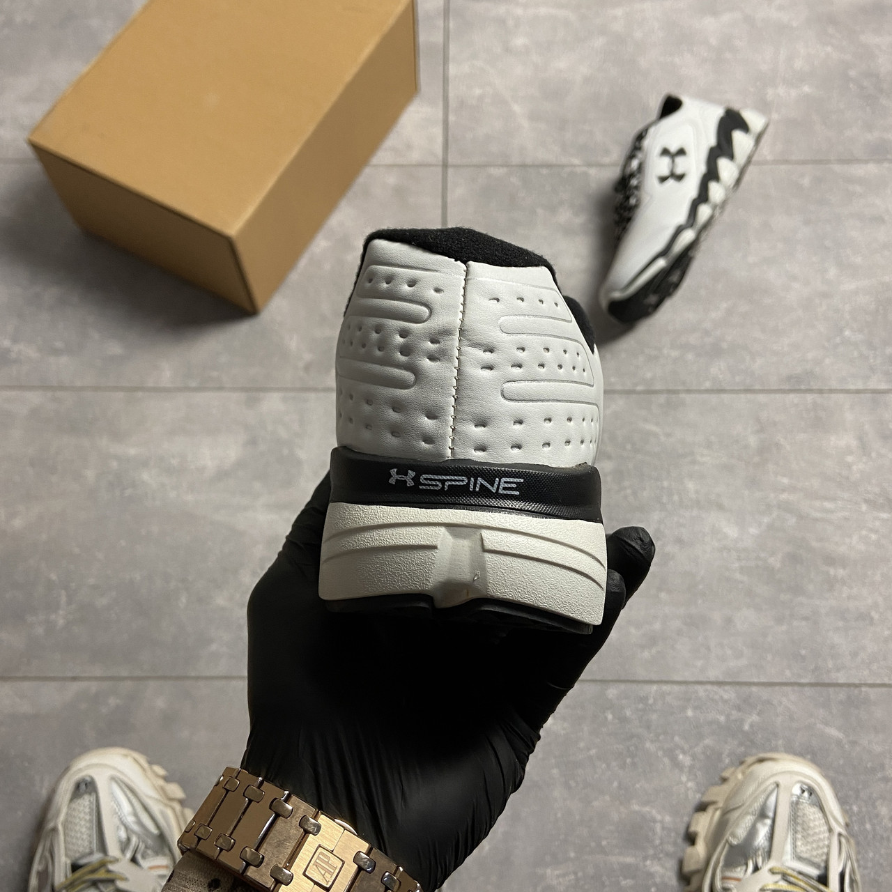 Мужские кроссовки Under Armour Spine Disrupt, белые кроссовки андер армор спайн дисрапт - фото 5 - id-p1432723249