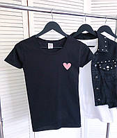 Женская чёрная футболка с принтом "Heart"
