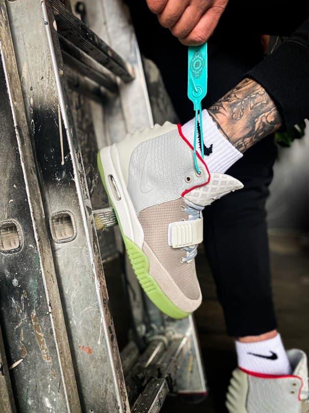 Nike air yeezy 2 nrg wolf grey/pure platinum 2025
