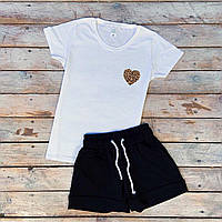 Женский летний комплект белая футболка с принтом "Леопардовое сердце" и чёрные шорты