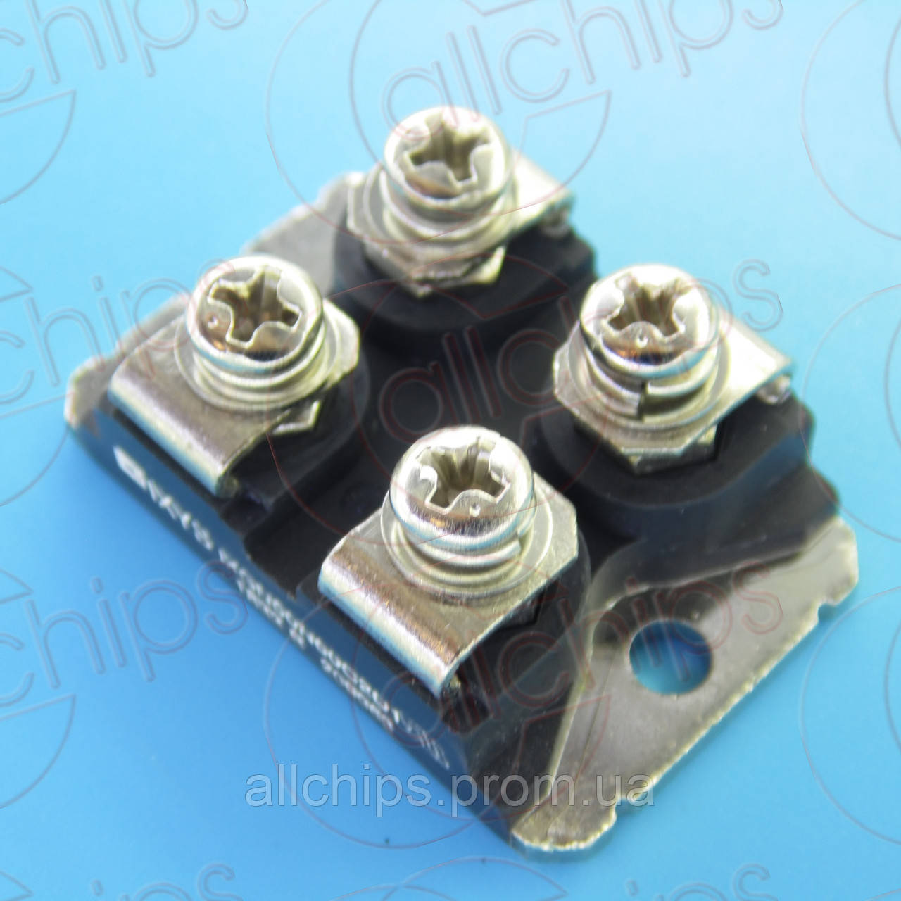 IGBT NPN 700В 75А Ixys IXGN60N60C2D1 SOT227B б/у - фото 1 - id-p1419553338