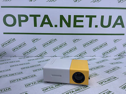Міні проектор портативний Міні проектор з динаміком LED Projector YG300 з пультом