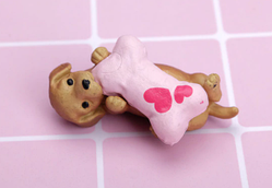 Брелок "Цуценя з кісточкою" від студії LadyStyle.Biz