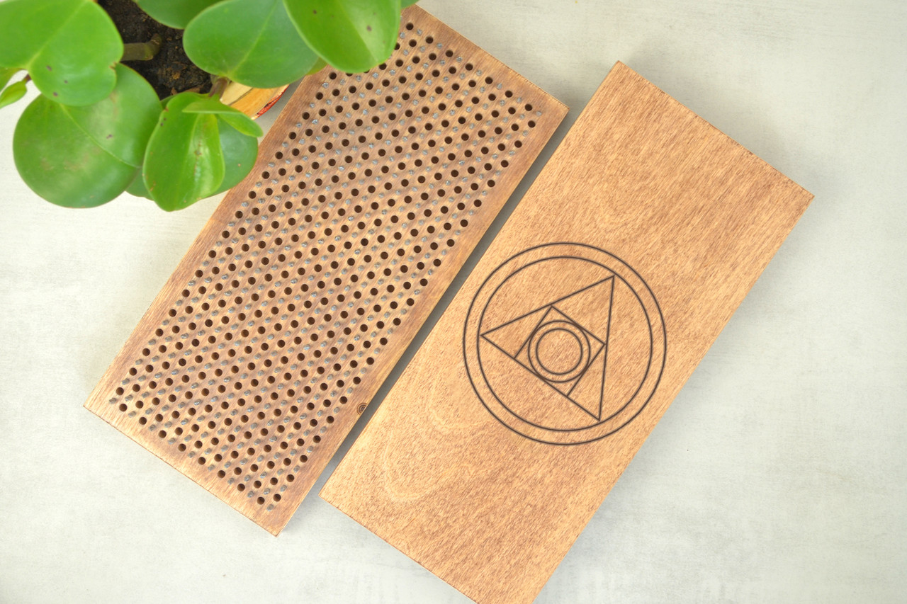 Доска для йоги садху с гвоздями массажная для стояния на гвоздях ...