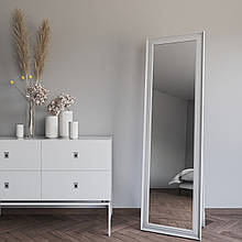 Дзеркало в спальню підлогове в білій рамі 172х52 Black Mirror