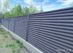 Металевий забір жалюзі.