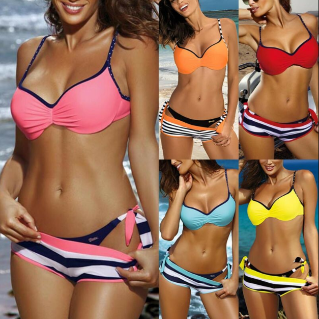 Модний роздільний купальник