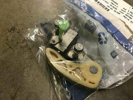 Натягувач ланцюга балансувальних валів GM 12626984 2.0L 2.5L Buick Regal & Chevrolet Camaro Equinox Impala