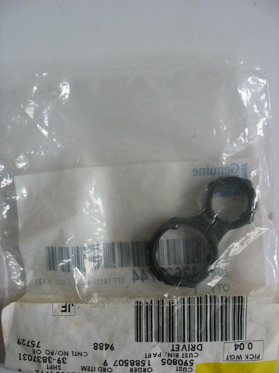 Прокладка клапанної кришки GM 12635744 2.0L 2.5L Buick Regal & Chevrolet Camaro Equinox Malibu & Opel Insignia