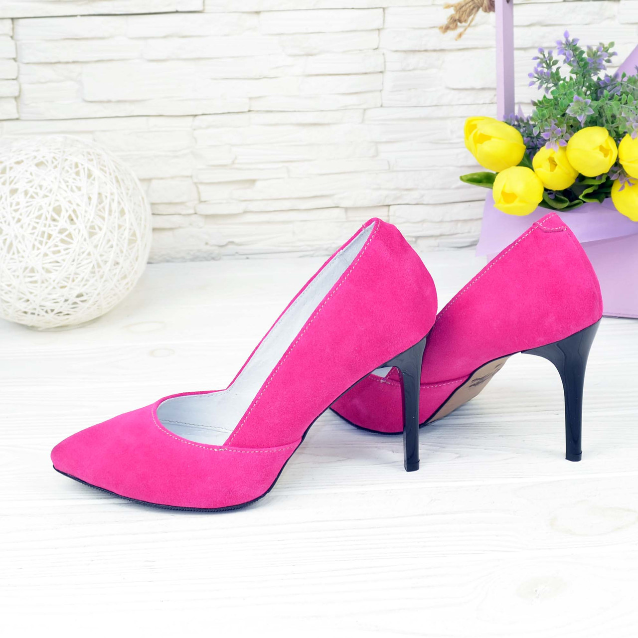 Классические женские туфли на шпильке, натуральная замша цвета фуксия - фото 2 - id-p1433401737