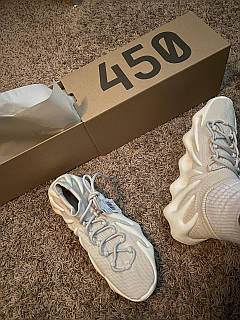 靴 adidas YEEZY 450 \"Cloud White\" Кроссовки Adidas Yeezy 450 Cloud White, цена: 2800