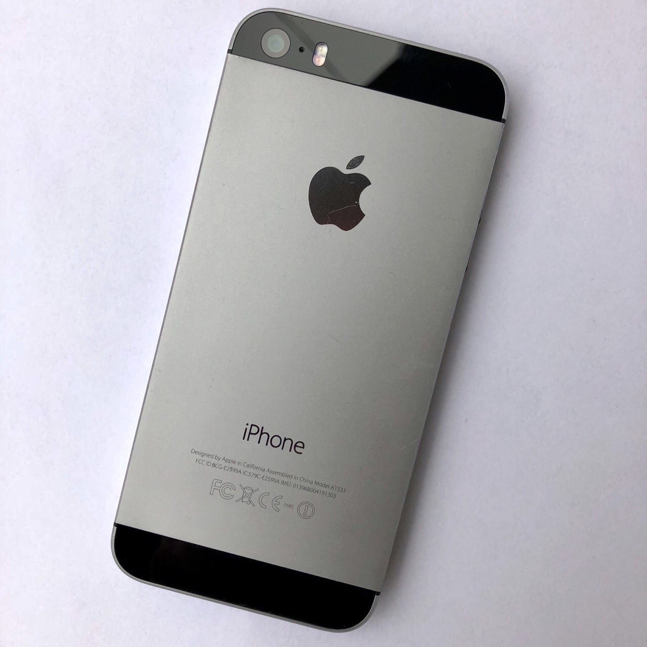 Смартфон Apple iPhone 5s 16 gb Space Gray Neverlock