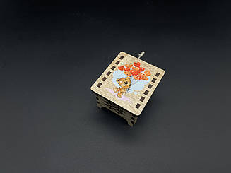 Дитяча скринька з музичним механізмом Ведмедик 6х5см компактна механічна для творчості