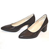 Шкіряні туфлі на маленькому підборі, фото 3