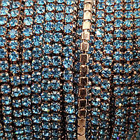 Стразовая цепь ss6 (2 мм) голубая в металле розовое золото 10 ярдов R-9 (aguamarine)