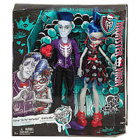 Набір Monster High Гулія Єлпс і Слоу Мо серія Любов не вмирає (CKD81)