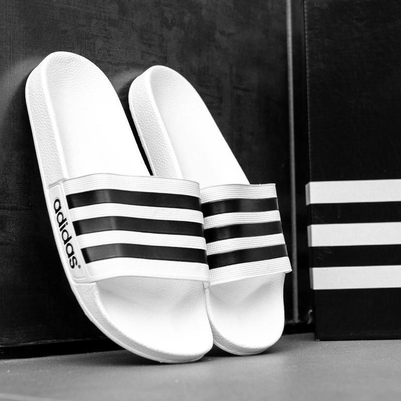 Шльопанці чоловічі Adidas тапочки адідас білі шльопанці сланці