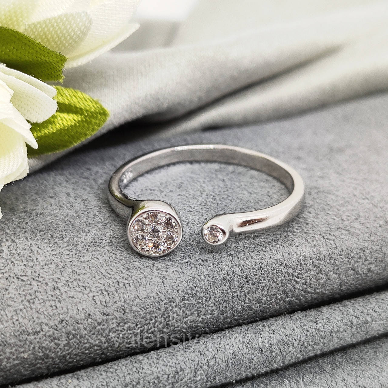 Кільце срібне мінімалізм