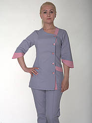 Медичний жіночий костюм сірого кольору на гудзиках (з 42 по 56 р)
