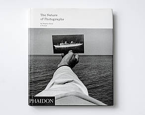 Книга Stephen Shore: The Nature of Photographs.