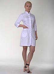 Жіночий медичний халат білого кольору з коміром стійка (42-60 р)