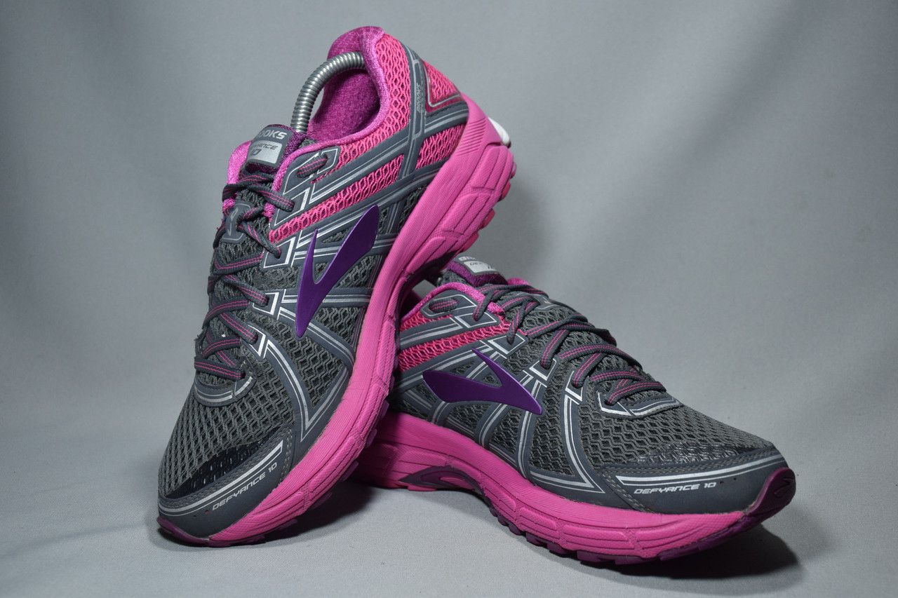 Brooks defyance cheap 10 pink
